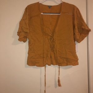 Charolette Russe flowy crop top